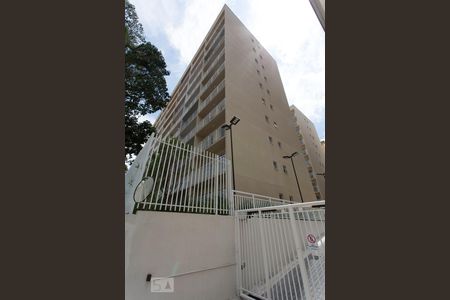 Apartamento à venda com 34m², 1 quarto e sem vaga Apartamento à venda com 34m², 1 quarto e sem vagaFachada do bloco