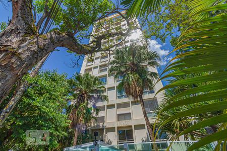 Apartamento à venda com 107m², 3 quartos e 1 vaga Apartamento à venda com 107m², 3 quartos e 1 vagaFachada