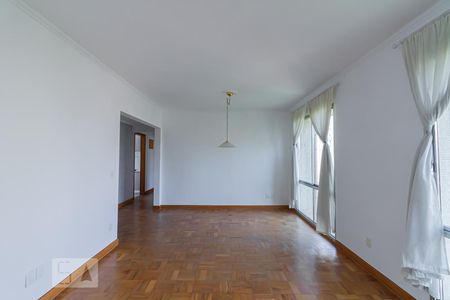 Sala de apartamento para alugar com 3 quartos, 107m² em Água Branca, São Paulo