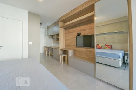 Sala/Quarto de kitnet/studio para alugar com 1 quarto, 28m² em República, São Paulo