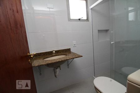 Banheiro de apartamento para alugar com 2 quartos, 50m² em Limão, São Paulo