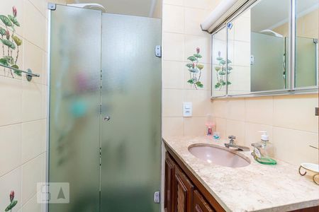 Casa à venda com 150m², 4 quartos e 2 vagasBanheiro Corredor