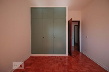 Apartamento para alugar com 167m², 3 quartos e 1 vaga Apartamento para alugar com 167m², 3 quartos e 1 vagaquarto