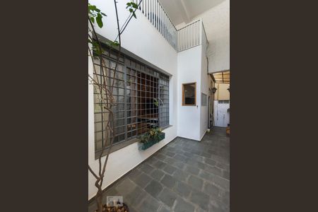 Casa para alugar com 400m², 5 quartos e 1 vagaArea externa