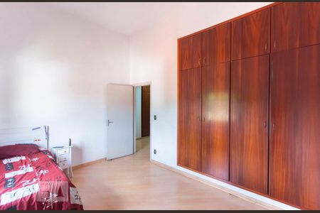 Casa para alugar com 400m², 5 quartos e 1 vagaQuarto 02