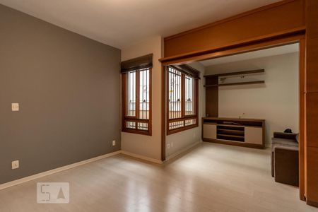 Sala de apartamento à venda com 2 quartos, 92m² em Petrópolis, Porto Alegre