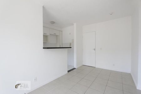 Sala de apartamento à venda com 2 quartos, 50m² em Jacarepaguá, Rio de Janeiro