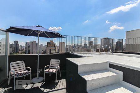 Apartamento à venda com 135m², 1 quarto e 2 vagasPiscina