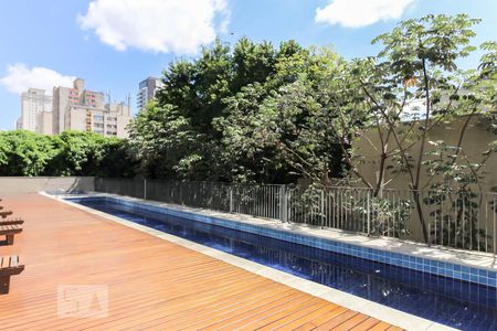 Apartamento à venda com 135m², 1 quarto e 2 vagasÁrea comum - Piscina