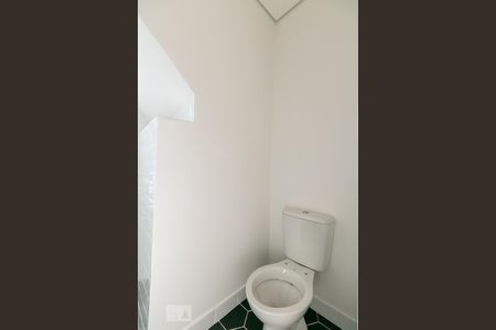 Banheiro de kitnet/studio para alugar com 1 quarto, 24m² em Vila Matilde, São Paulo