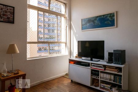 Sala de kitnet/studio para alugar com 1 quarto, 48m² em República, São Paulo