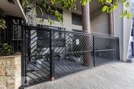Studio para alugar com 34m², 1 quarto e sem vaga Studio para alugar com 34m², 1 quarto e sem vagaFachada