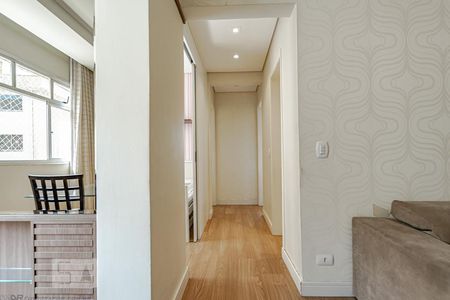 Corredor de apartamento para alugar com 3 quartos, 60m² em Alto da Glória, Curitiba