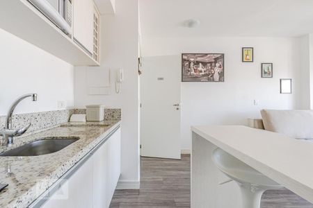 Studio para alugar com 35m², 1 quarto e sem vaga Studio para alugar com 35m², 1 quarto e sem vagaCozinha e Área de Serviço