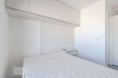 Quarto de kitnet/studio para alugar com 1 quarto, 35m² em Centro, Curitiba