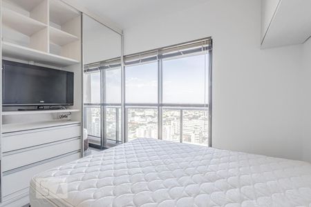 Quarto de kitnet/studio para alugar com 1 quarto, 35m² em Centro, Curitiba