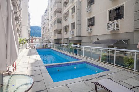 Apartamento para alugar com 62m², 3 quartos e 1 vagaÁrea comum - Piscina
