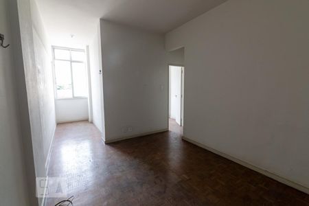 Sala de kitnet/studio para alugar com 1 quarto, 45m² em Maracanã, Rio de Janeiro