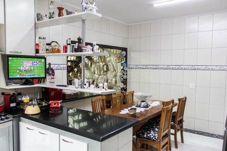Casa à venda com 420m², 5 quartos e 4 vagasCozinha