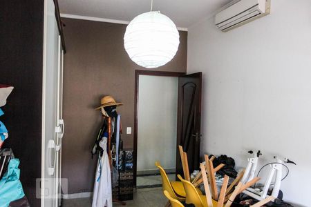 Casa à venda com 420m², 5 quartos e 4 vagasQuarto 3