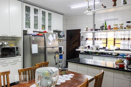 Casa à venda com 420m², 5 quartos e 4 vagasCozinha