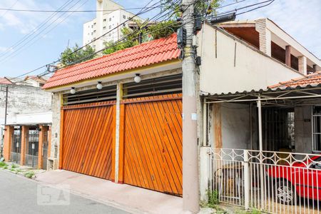 Casa à venda com 420m², 5 quartos e 4 vagasFachada