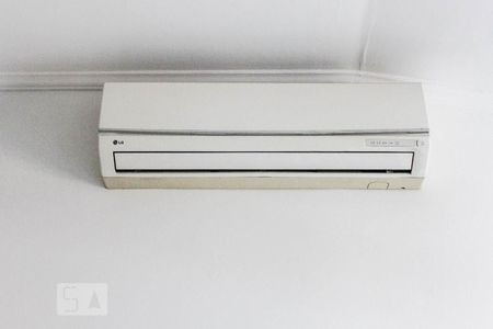 Casa à venda com 420m², 5 quartos e 4 vagasEscritório - Ar condicionado 