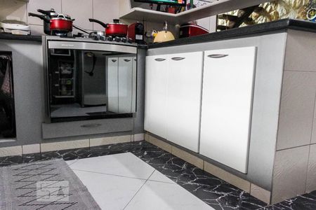 Casa à venda com 420m², 5 quartos e 4 vagasCozinha - Armários