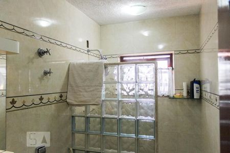 Casa à venda com 420m², 5 quartos e 4 vagasBanheiro do Quarto 3