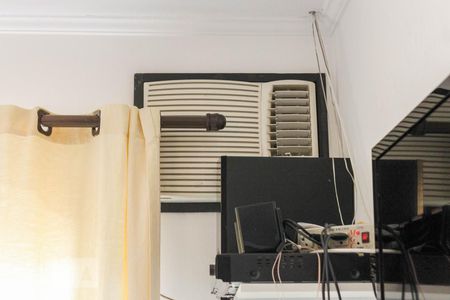 Casa à venda com 420m², 5 quartos e 4 vagasQuarto 1  - Ar condicionado 