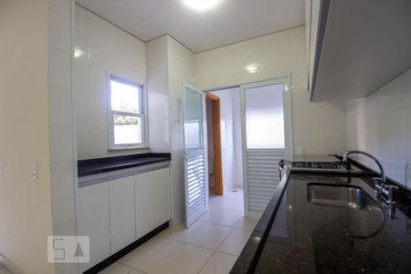 Apartamento para alugar com 80m², 2 quartos e 2 vagasCozinha