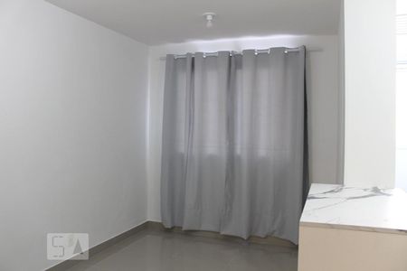 Sala de apartamento à venda com 2 quartos, 47m² em Itaquera, São Paulo