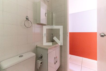 Banheiro de kitnet/studio para alugar com 1 quarto, 30m² em Santa Cecília, São Paulo
