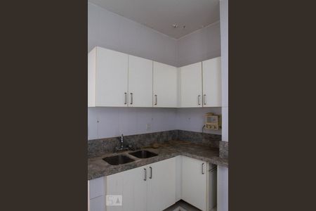 Apartamento à venda com 152m², 4 quartos e sem vagaCozinha