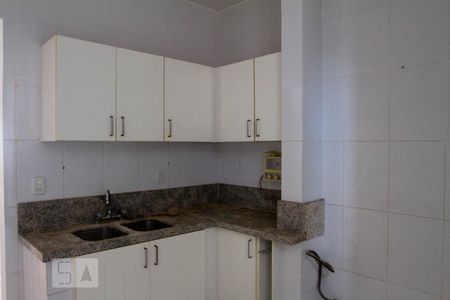 Apartamento à venda com 152m², 4 quartos e sem vagaCozinha