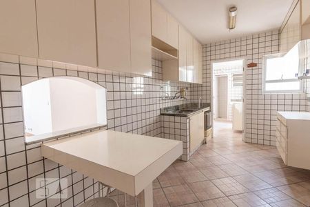 Apartamento para alugar com 83m², 2 quartos e 1 vaga Apartamento para alugar com 83m², 2 quartos e 1 vagaCozinha