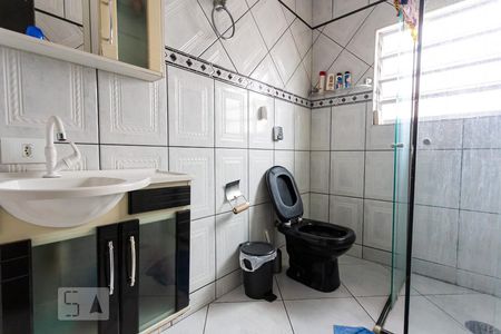 Casa à venda com 240m², 3 quartos e 4 vagasBanheiro