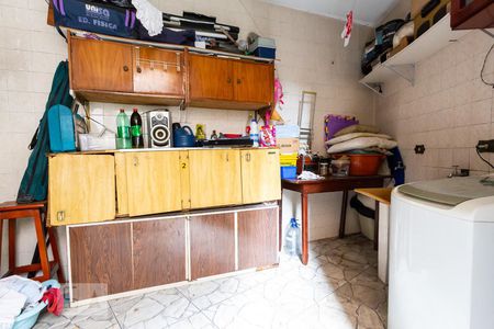 Casa à venda com 240m², 3 quartos e 4 vagasÁrea de Serviço