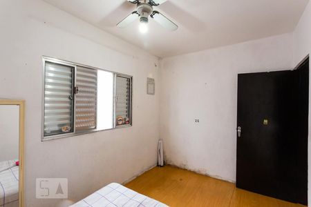Casa à venda com 240m², 3 quartos e 4 vagasQuarto 2