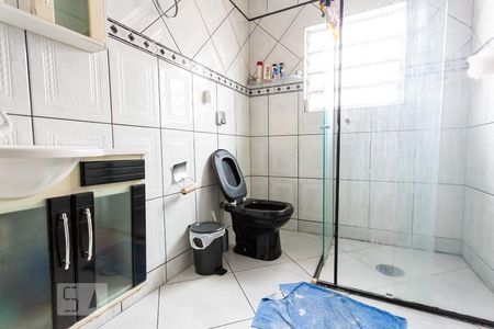 Casa à venda com 240m², 3 quartos e 4 vagasBanheiro