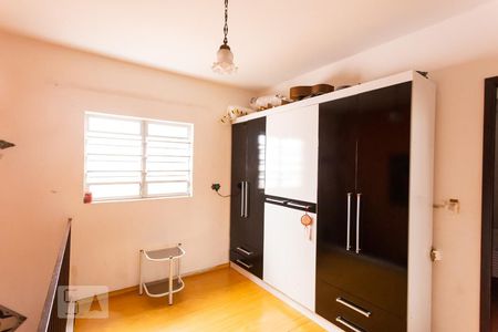 Casa à venda com 240m², 3 quartos e 4 vagasSala 2