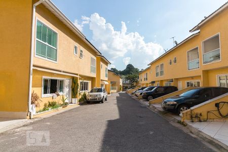 Casa de condomínio para alugar com 150m², 3 quartos e 4 vagasFachada do condomínio