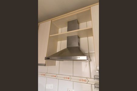 Casa de condomínio para alugar com 150m², 3 quartos e 4 vagasCozinha - coifa
