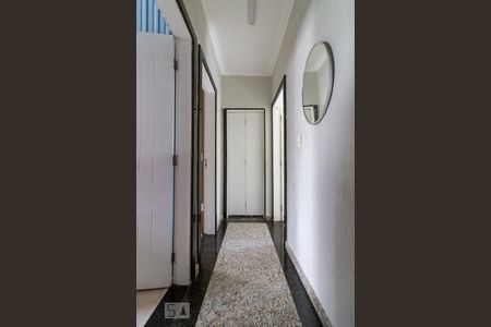 Corredor de casa de condomínio para alugar com 3 quartos, 150m² em Vila Rio, Guarulhos