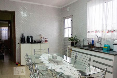 Casa à venda com 300m², 4 quartos e 3 vagasCozinha