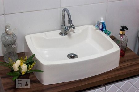 Casa à venda com 300m², 4 quartos e 3 vagasBanheiro Social