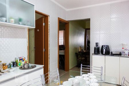 Casa à venda com 300m², 4 quartos e 3 vagasCozinha