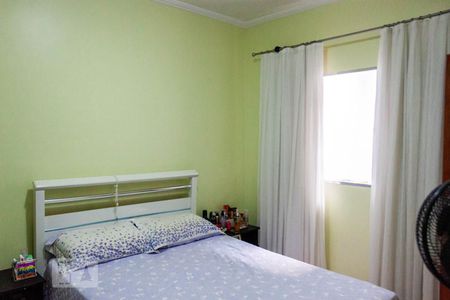 Casa à venda com 300m², 4 quartos e 3 vagasQuarto 2