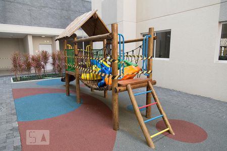 Apartamento à venda com 44m², 2 quartos e sem vagaÁrea Comum - Playground
