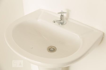 Apartamento à venda com 44m², 2 quartos e sem vagaBanheiro - Torneira